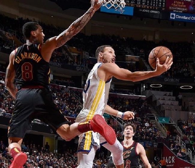 也让赛事背 也让赛事背