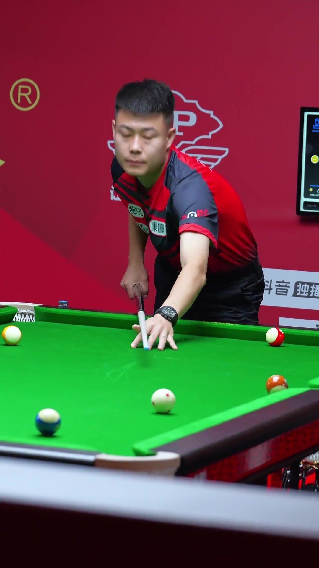 上出色的奔 上出色的奔